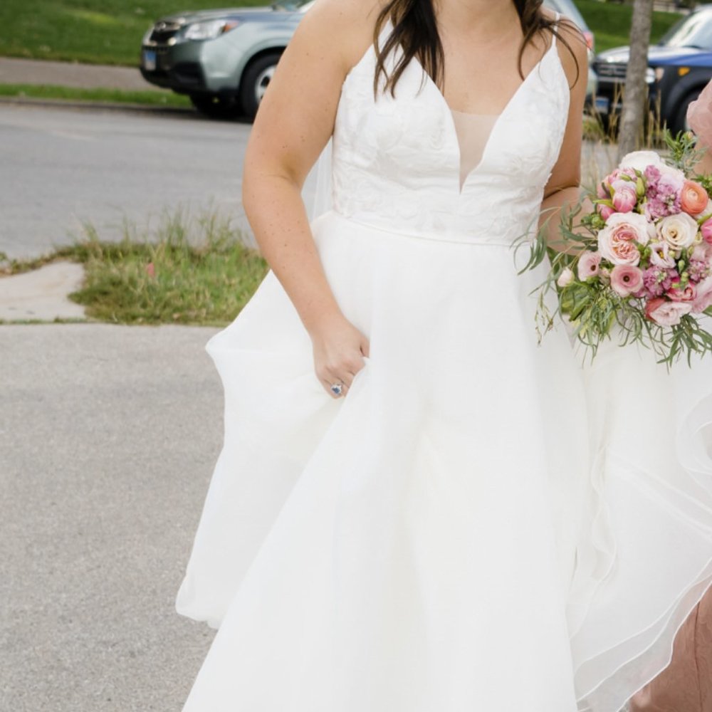 Jenny Yoo Lorelei Wedding Dress with Custom Lace - Picture 3 of 6